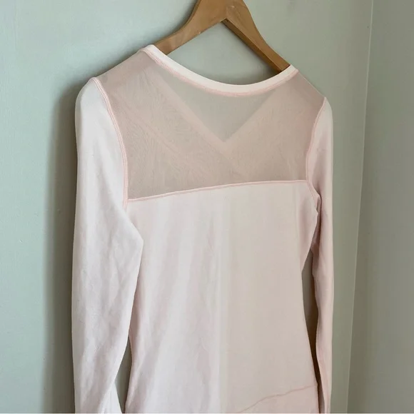 Lululemon Just Breathe Long Sleeve Heathered Parfait Pink Size 6 or Medium - Picture 5 of 14